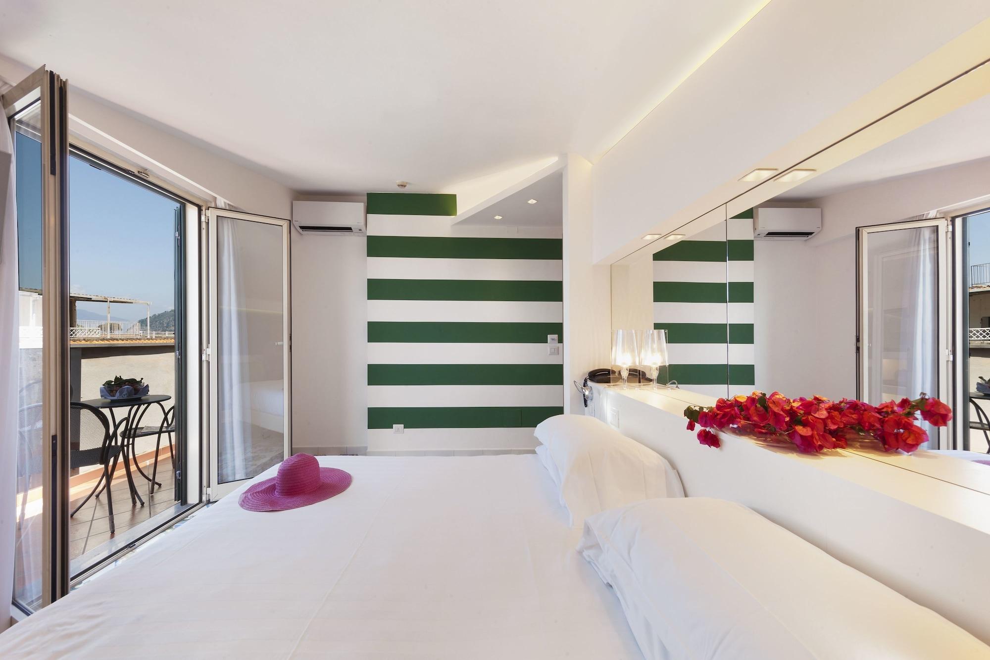 Hotel Alpha Sant'Agnello Eksteriør billede