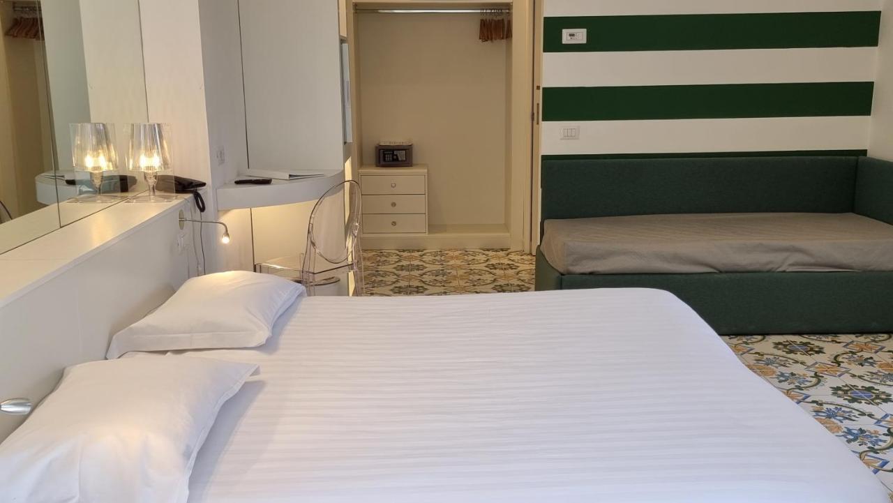 Hotel Alpha Sant'Agnello Eksteriør billede
