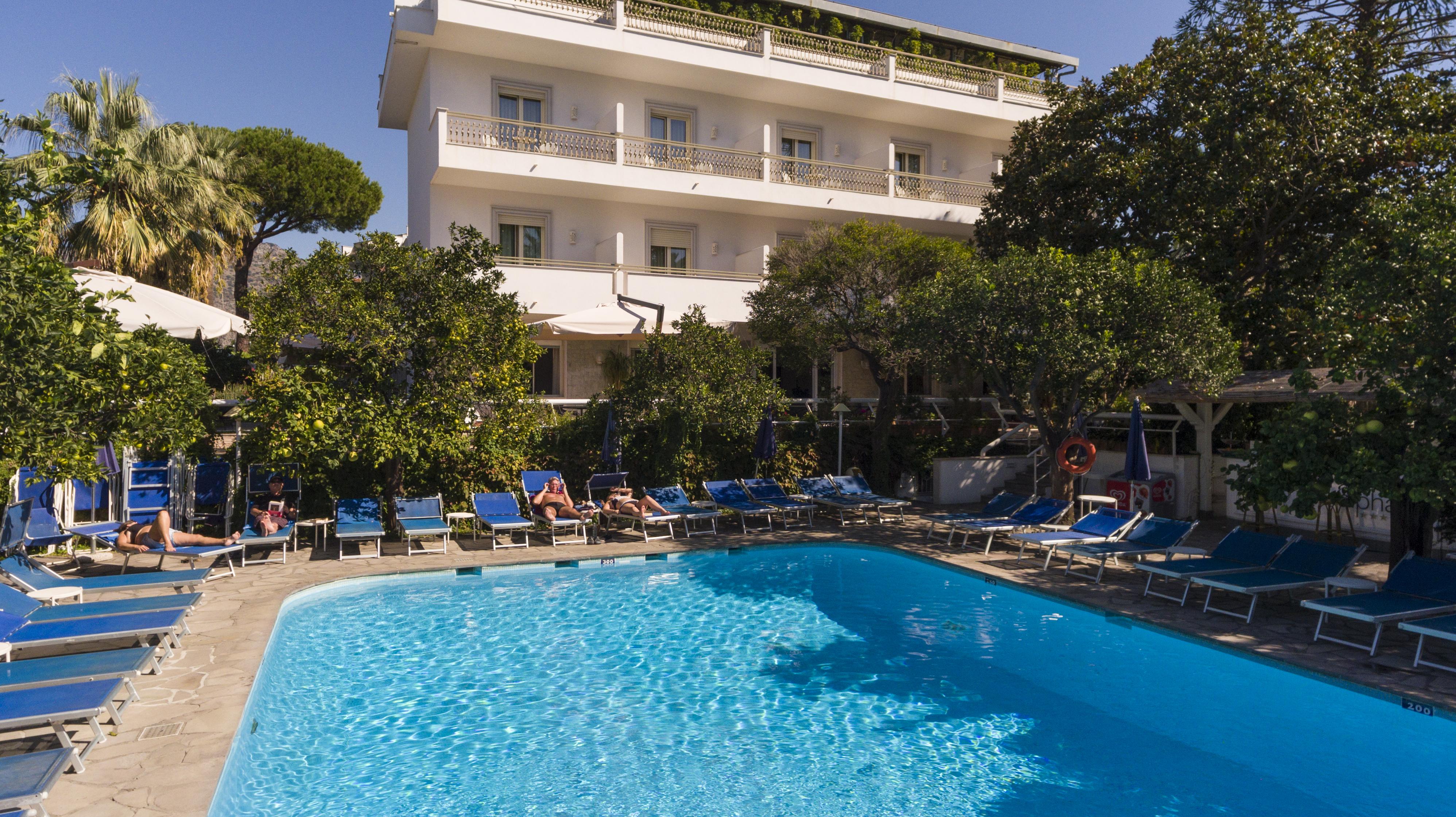 Hotel Alpha Sant'Agnello Eksteriør billede