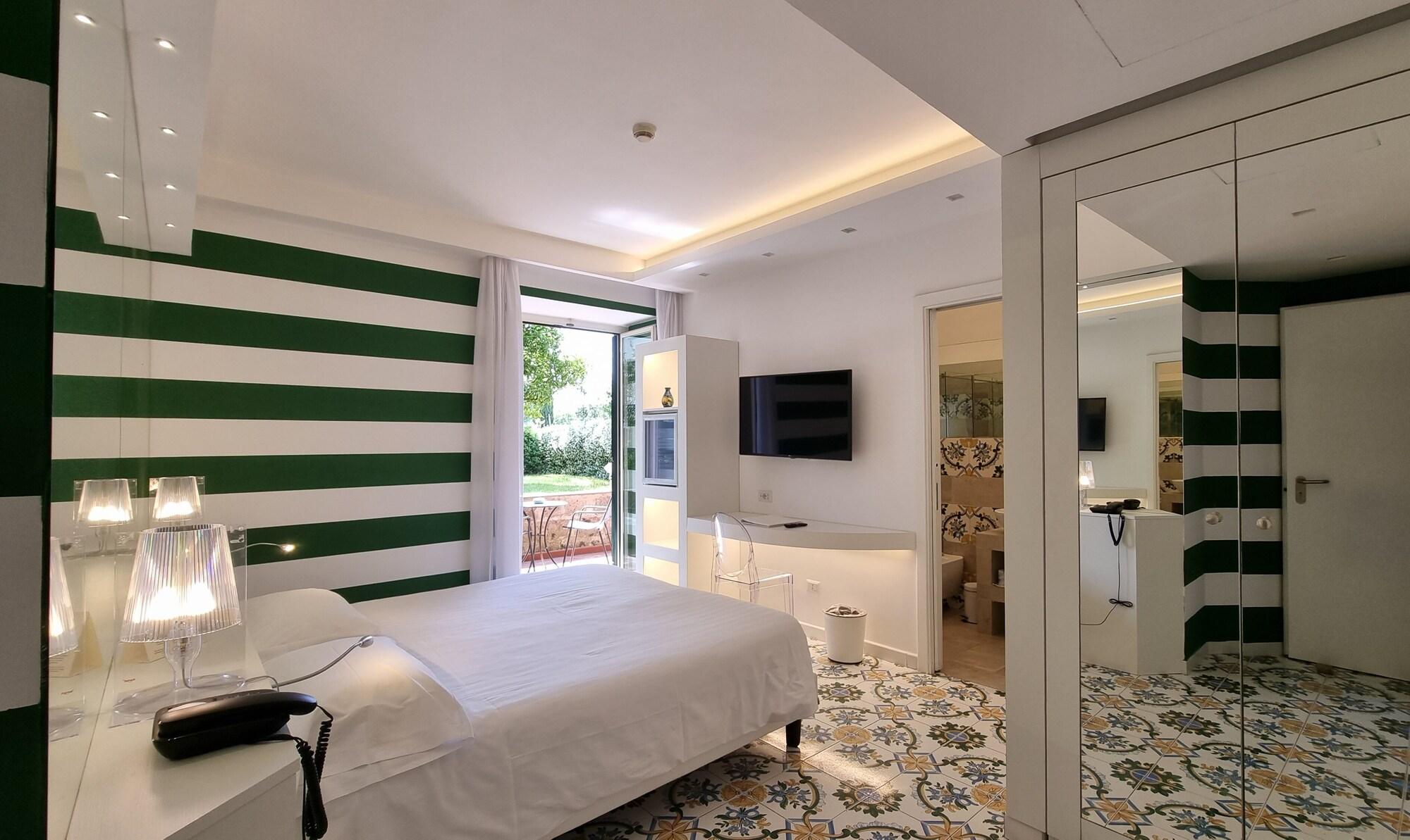 Hotel Alpha Sant'Agnello Eksteriør billede